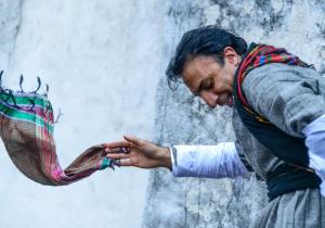  Kurdish Dance  