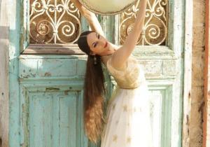Scarlet Stone (Mohreye Sorkh)